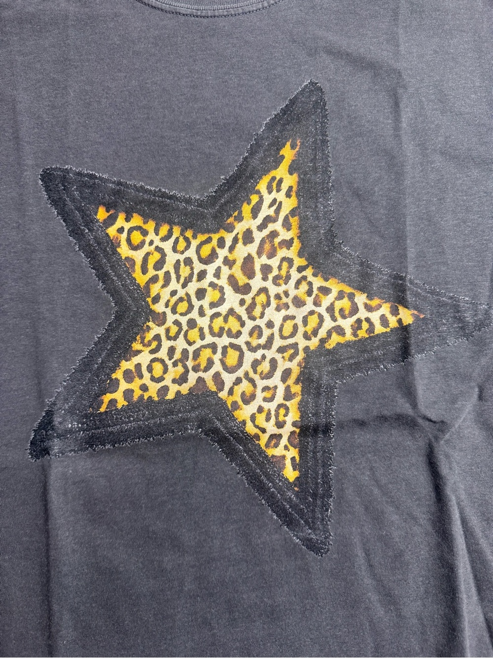 Comfort Colors Gray Short Sleeve Tee with Leopard Star Applique - Picture 4 of 6